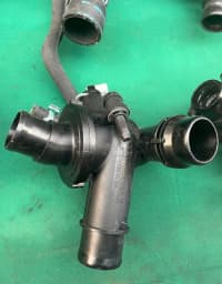 Termostat Mercedes OM651 mühərrikləri üçün — şəkil 4
