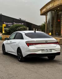 Avtomobil icarəsi Hyundai Elantra 2022 — şəkil 2