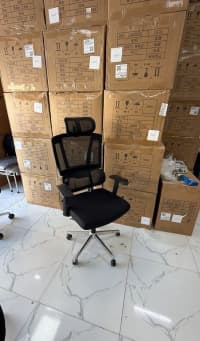 Qarışıq rəng, Ofis üçün kreslo — şəkil 1