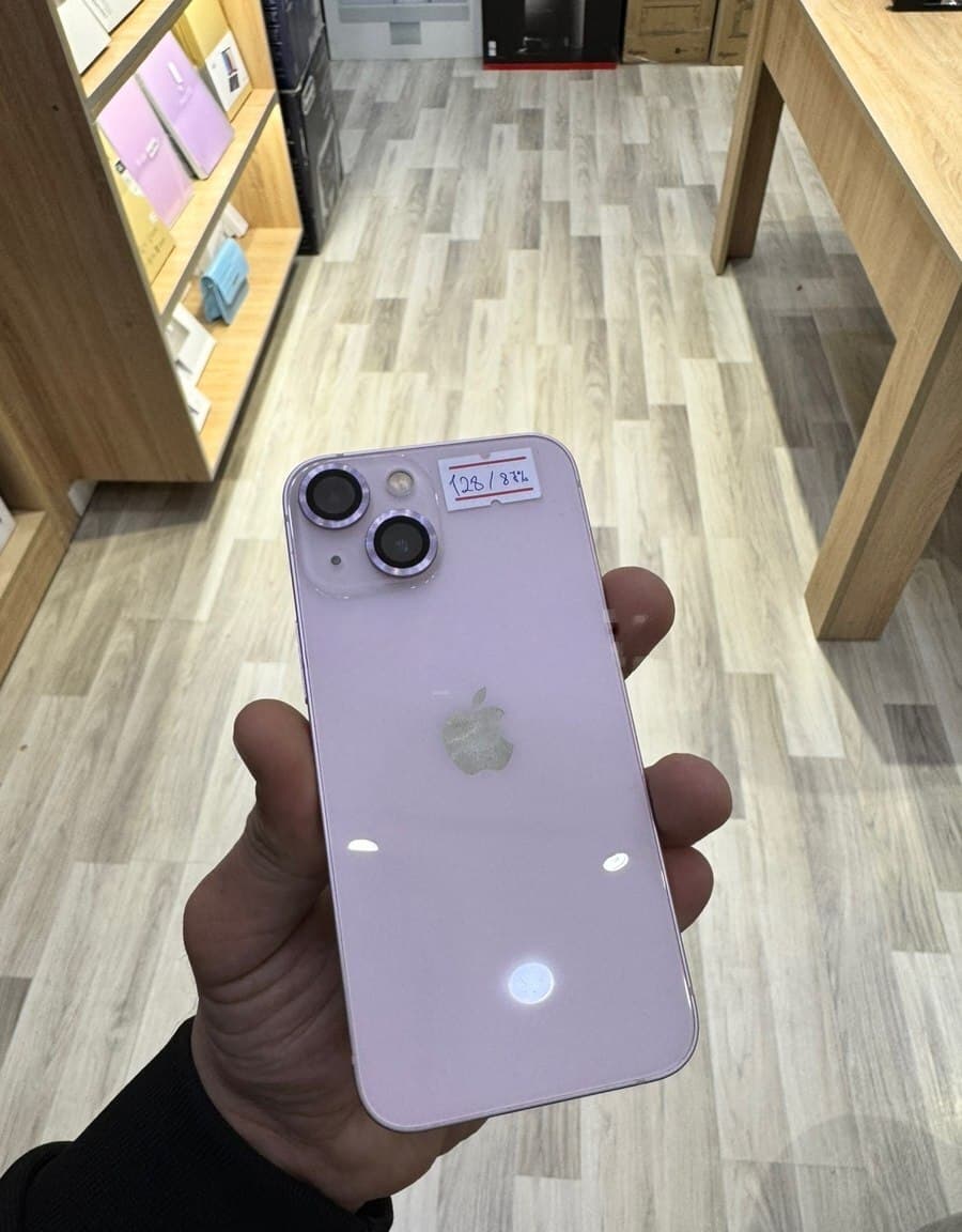Apple iPhone 13 mini, 4 GB