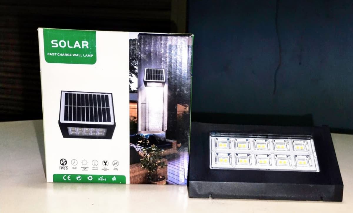 Günəş Panelli Sensorlu Divar İşığı 4S-07922
