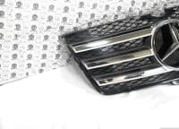Radiator barmaqlığı Mercedes W211 — şəkil 28