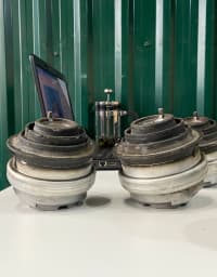 Mühərrik yastığı Mercedes W212 / W204 — şəkil 4
