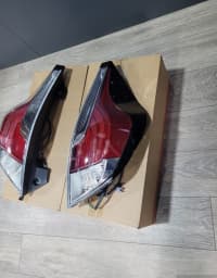 Arxa stop işığı Toyota Aqua 2012-2019 — şəkil 3