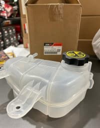 Antifriz çəni Chevrolet Cobalt 95048411 — şəkil 1