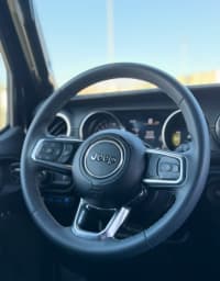 Jeep Wrangler, 2023 il, 28000 km, 2000 L — şəkil 18