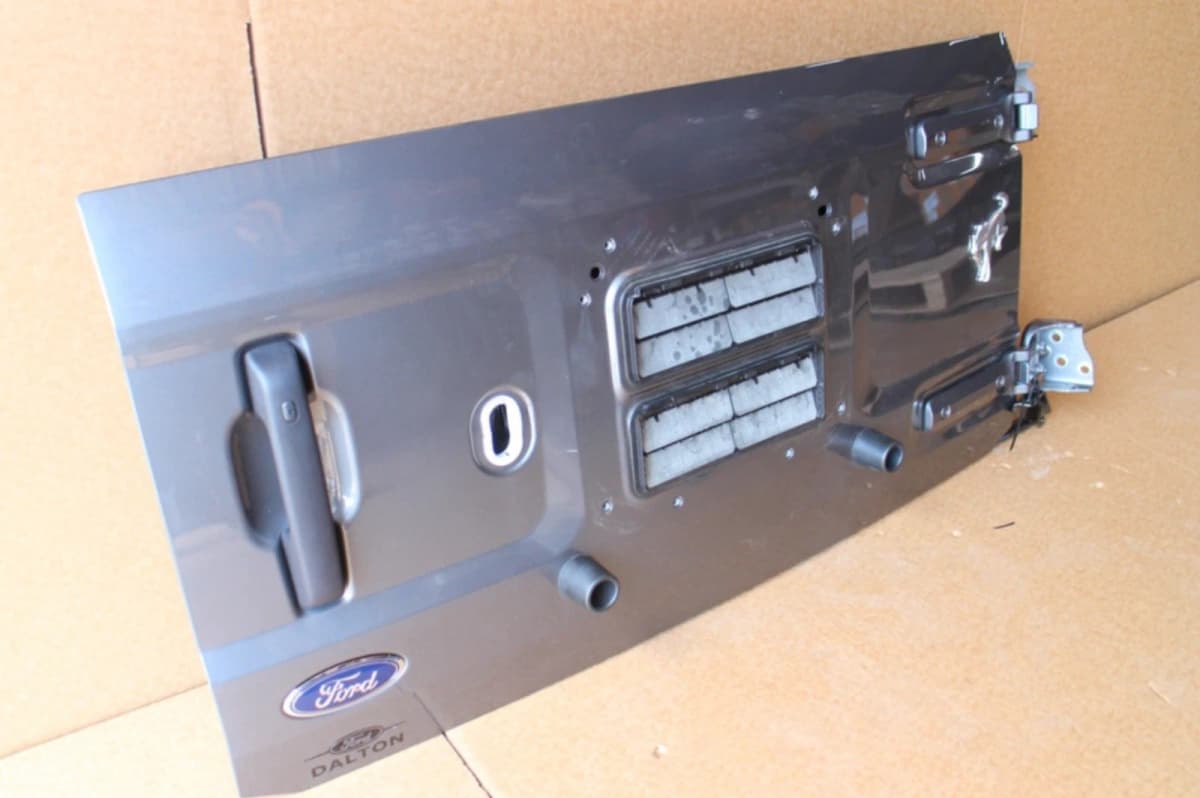 Baqaj qapısı Ford Bronco