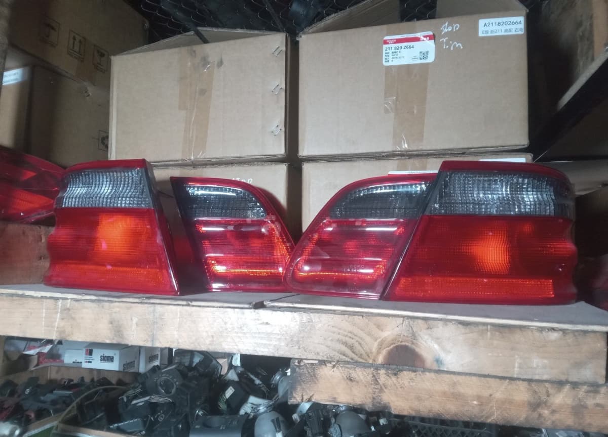 Arxa stop işıqları Mercedes W210