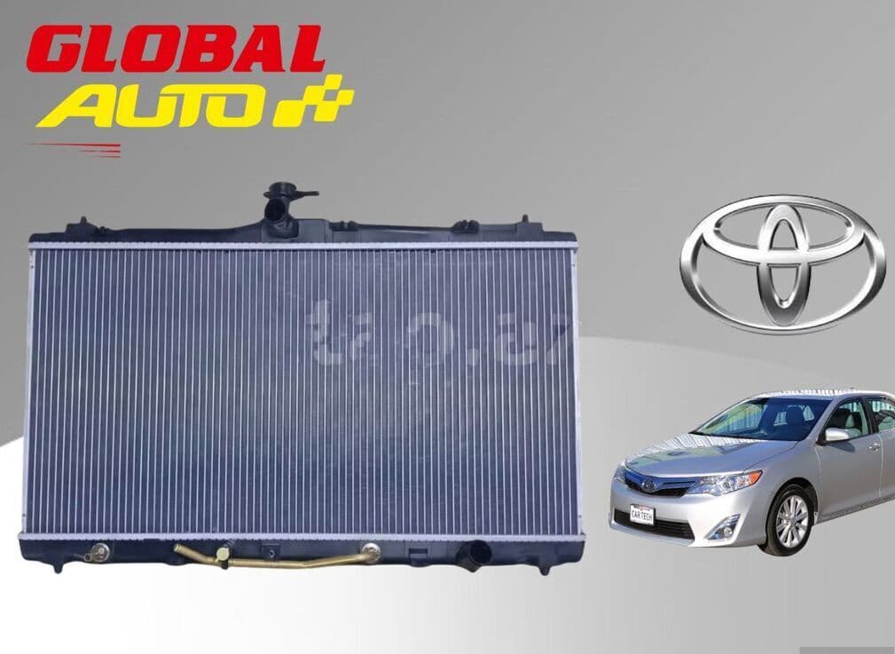 Su radiatoru Toyota Camry 2011–2015