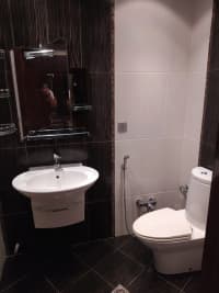 4 otaqlı mənzil 221 m² kirayə verilir — şəkil 9