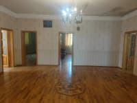 4 otaqlı həyət evi 200 m² satılır — şəkil 2