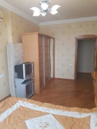 2 otaqlı mənzil 100 m² kirayə verilir — şəkil 11