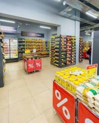 1500 m² Əla təmirli obyekt satılır — şəkil 24