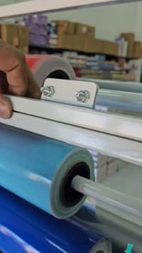 Rulonlar üçün çoxsəviyyəli metal stend — şəkil 25