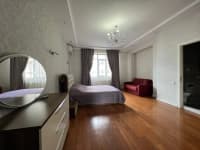 4 otaqlı mənzil 180 m² kirayə verilir — şəkil 19