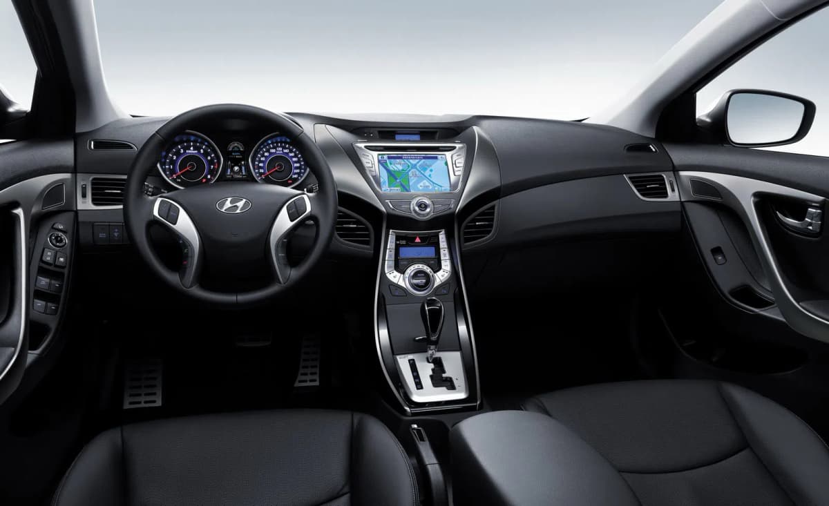 Elantra 2011 ekran