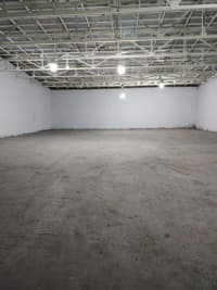 300 m² sahəsi olan anbar kirayə verilir — şəkil 2