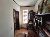 8 otaqlı həyət evi 225 m² satılır — şəkil 2