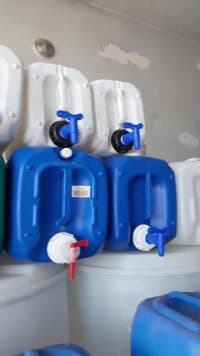 Kranlı plastik kanistr, 10-150 litr, HDPE material — şəkil 11