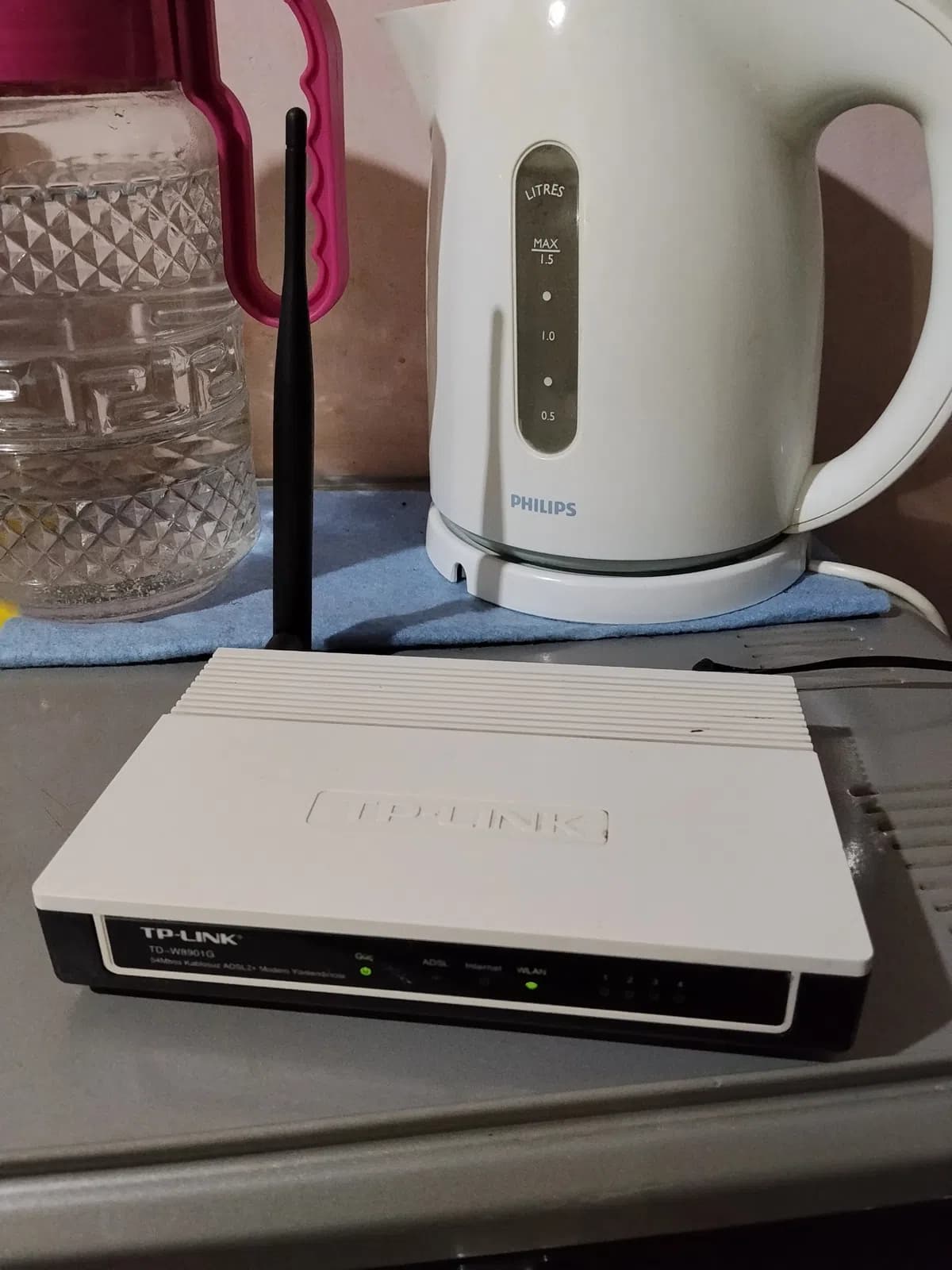TP-Link TD-W8901G modem