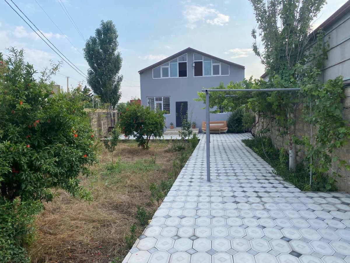 3 otaqlı həyət evi 158 m² satılır
