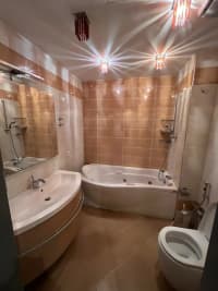 4 otaqlı mənzil 180 m² kirayə verilir — şəkil 4
