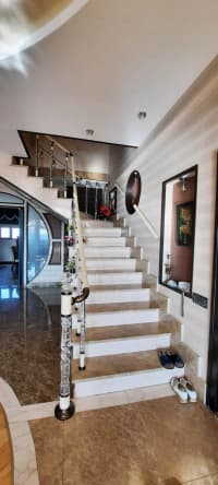 6 otaqlı mənzil 250 m² kirayə verilir — şəkil 28