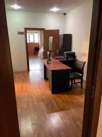 520 m² Yaxşı təmirli obyekt kirayə verilir Bakı, Nəsimi r. — şəkil 16