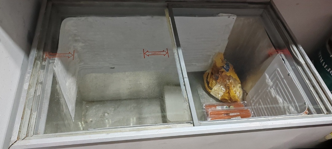 Dərin dondurucu - ölçüləri 102sm×65sm, stabil işləyir — şəkil 1