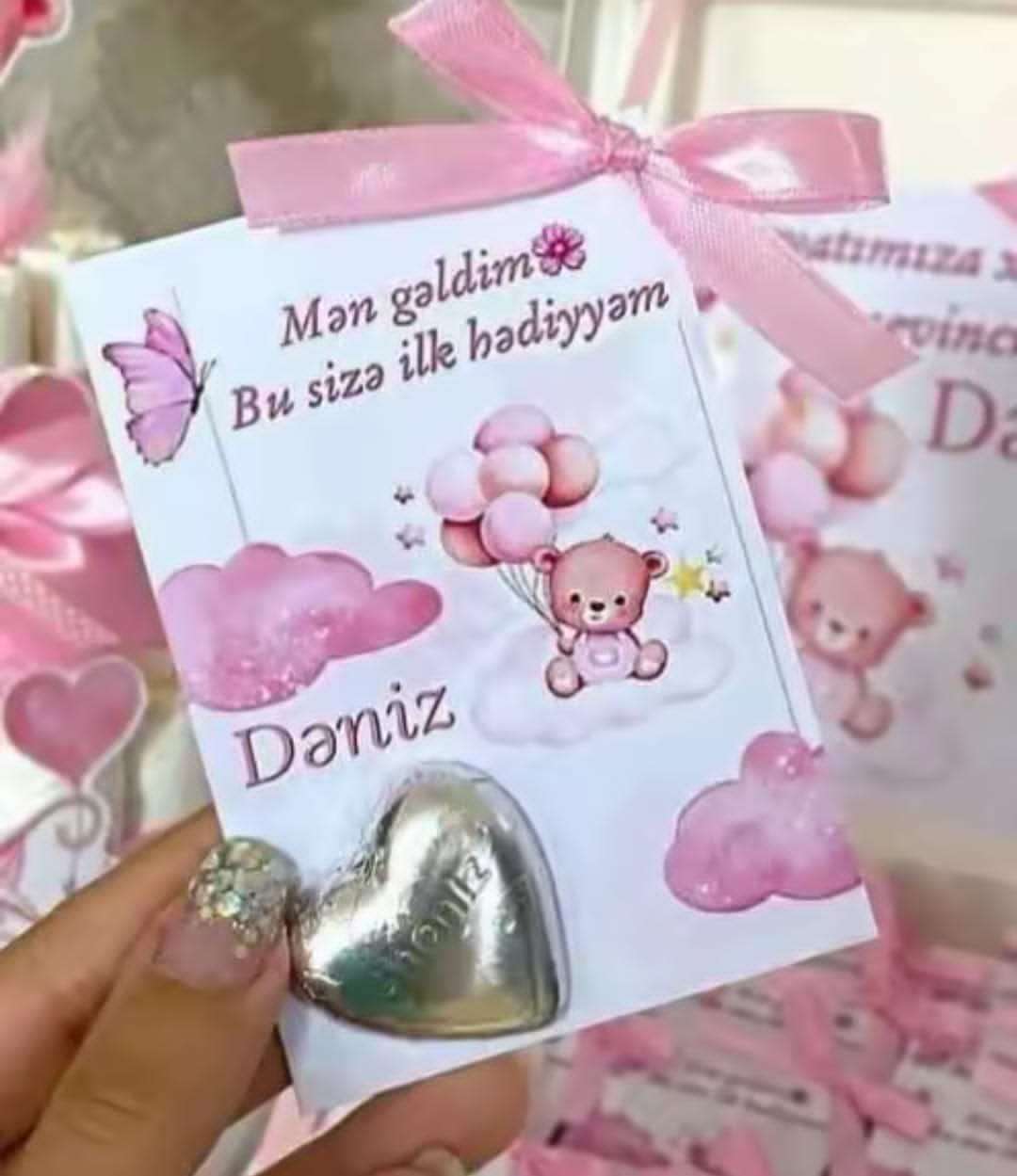 Ad günü pankartları — şəkil 2