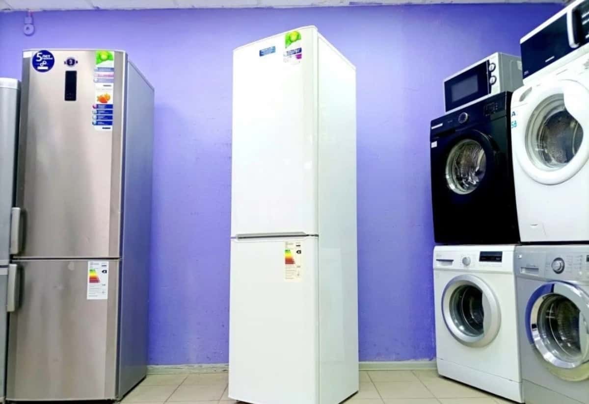Indesit refrigerator - Tenderyard