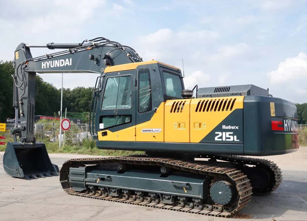 Excavator Hyundai R215L, 2023 model - Tenderyard