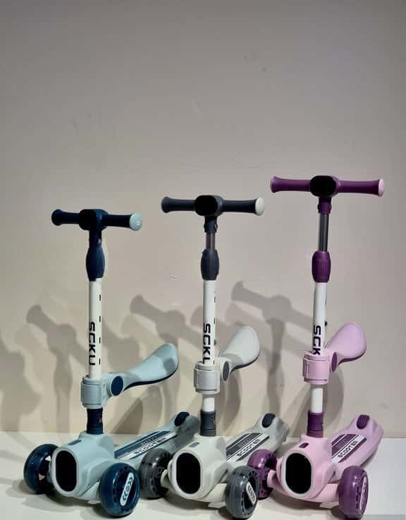 2-in-1 Kids Scooter with seat and standing mode - Tenderyard