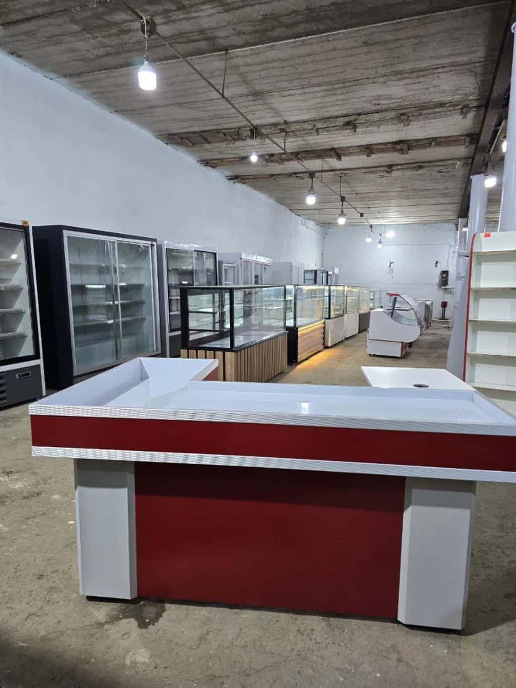 Retail kiosk checkout counter - Tenderyard
