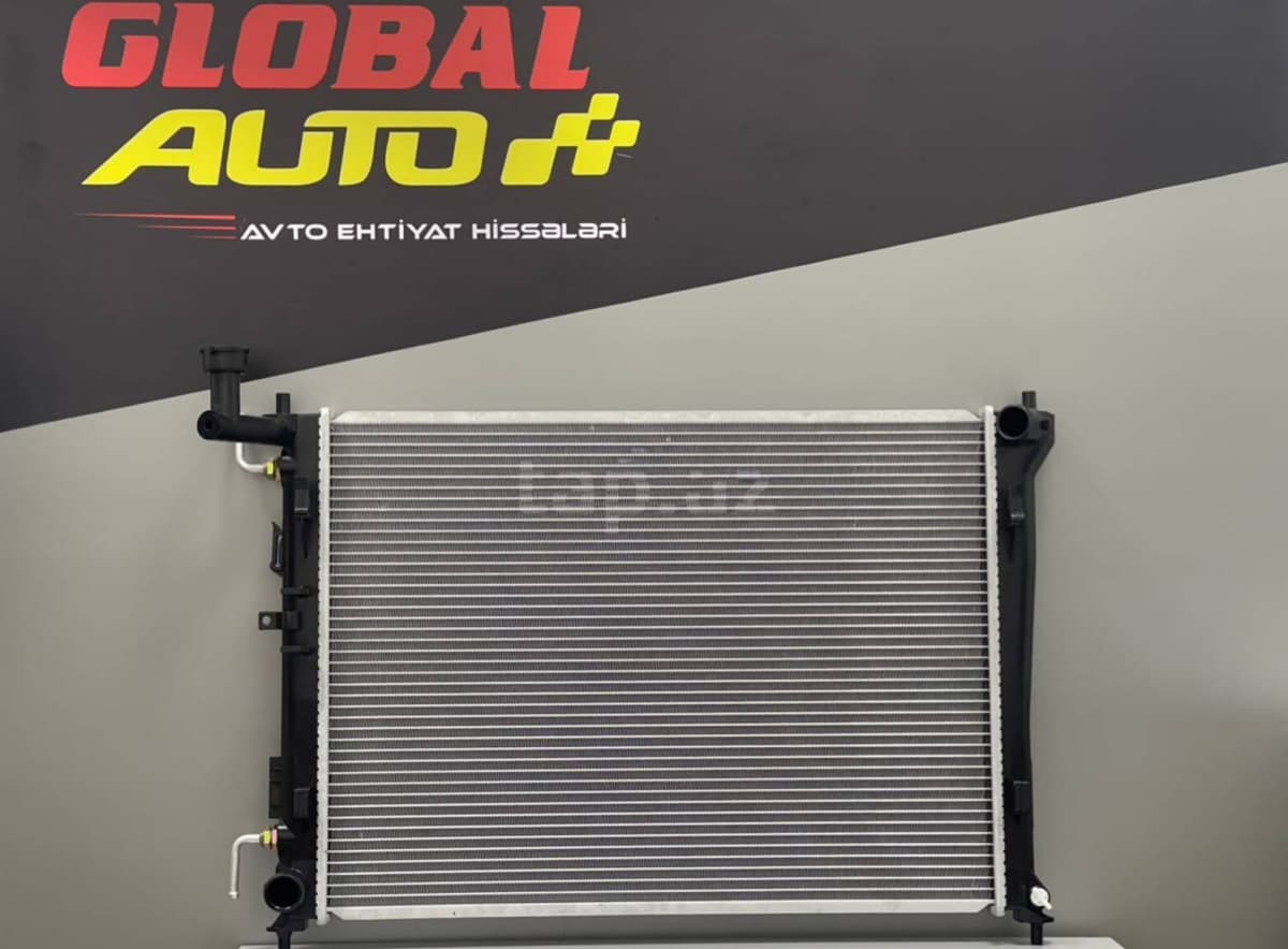 Su radiatoru Hyundai i30 2007-2011