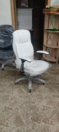 Qara rəng, Ofis üçün kreslo — şəkil 7
