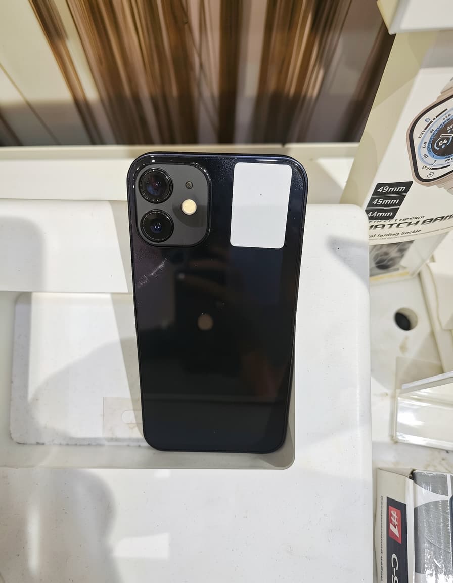 Apple iPhone 12 mini, 4 GB