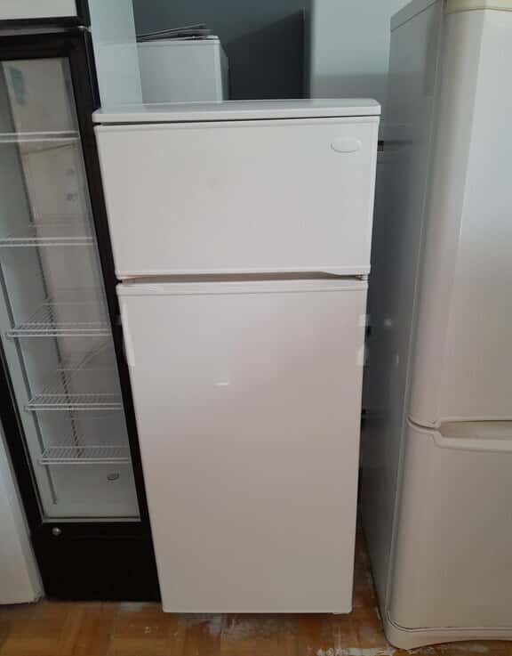 Indesit refrigerator - Tenderyard