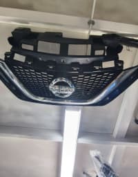 Yan güzgü və radiator barmaqlığı Nissan Note — şəkil 1