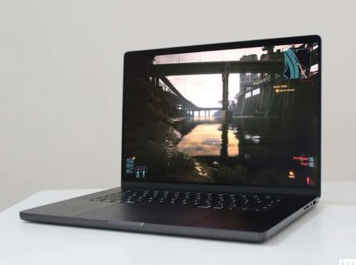 Apple brand laptop, Gray color - Tenderyard