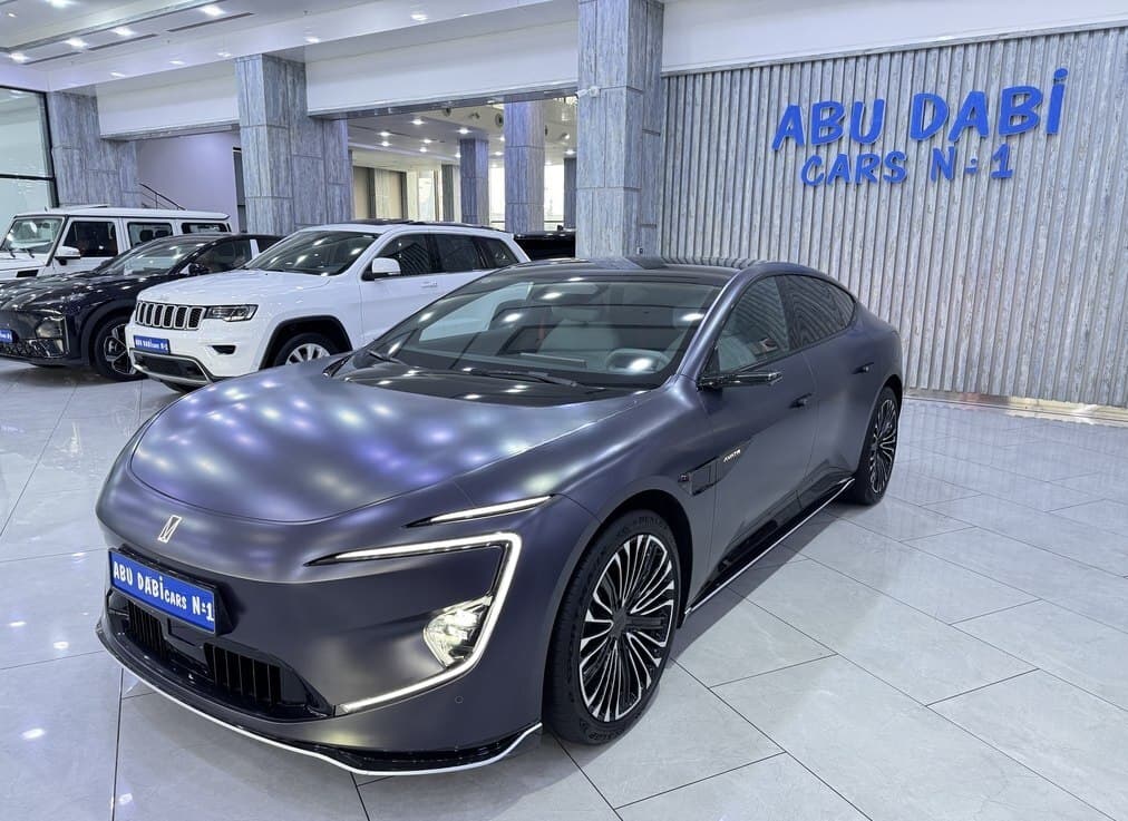 Avatr 12, 2024 il, 9800 km