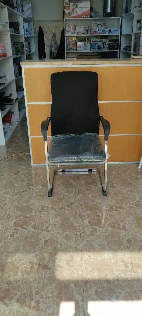 Qara rəng, Ofis üçün kreslo - Tenderyard