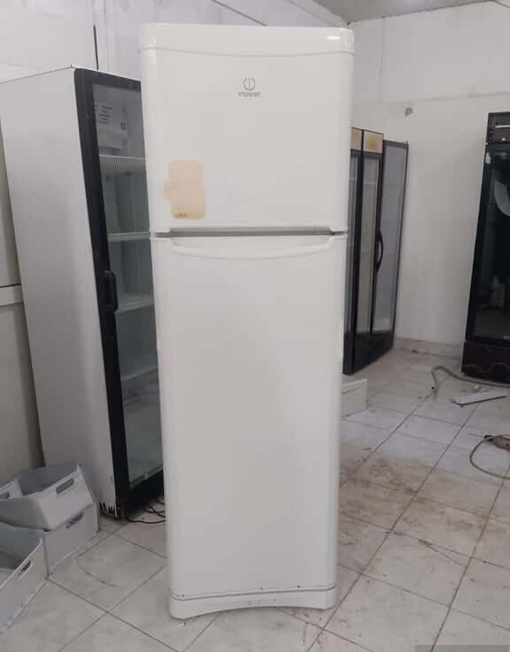 Indesit refrigerator - Tenderyard