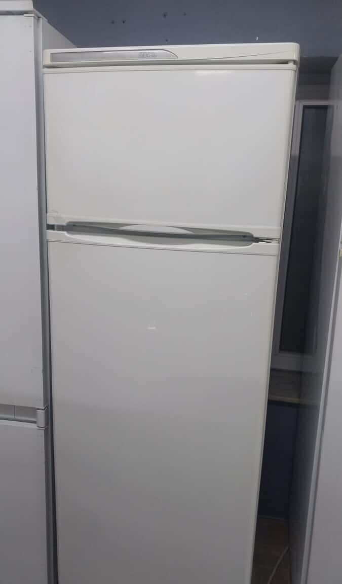 Indesit refrigerator - Tenderyard