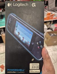 Logitech PowerShell iPhone 5/5s Oyun Kontrolleri — şəkil 1