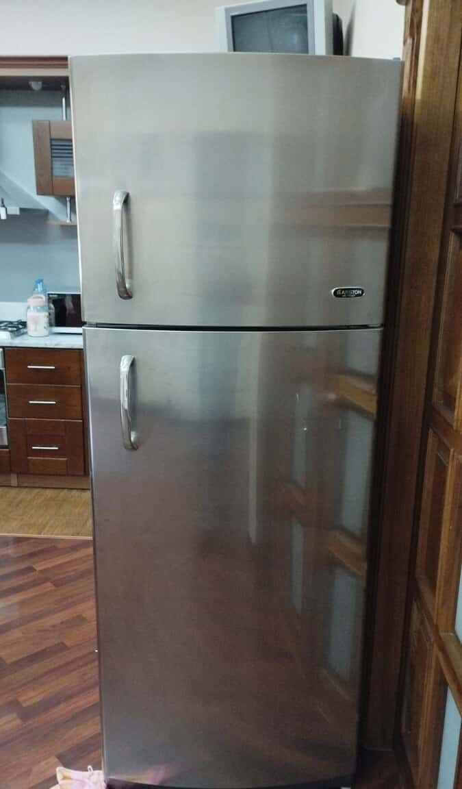 Indesit refrigerator - Tenderyard