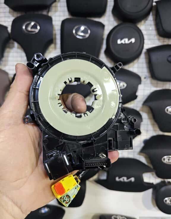 Steering wheel clock spring for Kia Sorento - Tenderyard