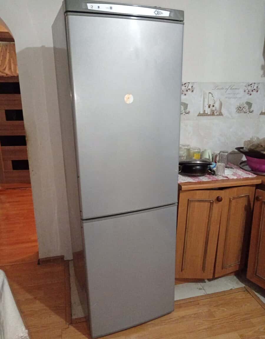 Indesit refrigerator - Tenderyard