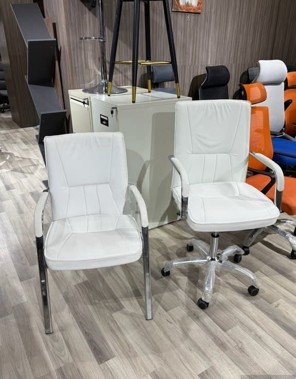 Ağ rəng, Ofis üçün kreslo