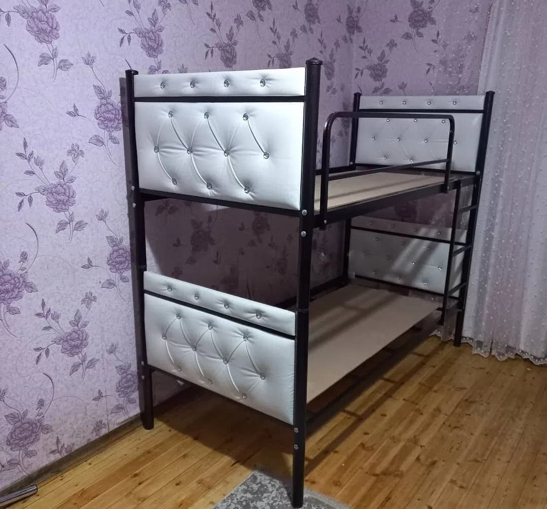 Uşaq çarpayı Ağ rəng